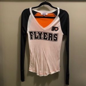 NHL Flyer’s long sleeve
